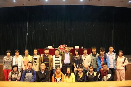 潘德炉院士与同学合影 潘德炉院士与同学合影