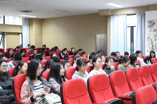 讲座-李敏健学长演讲（11）学生听讲